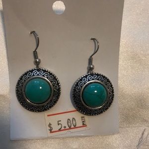 Never worn , sliver plated earrings